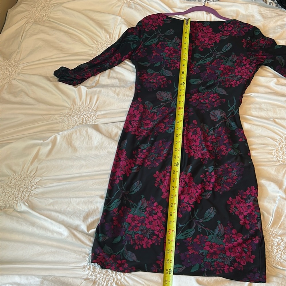 Chaps Ralph Lauren Ruched Black and Pink Bodycon Dress V-Neck Long Sleeve - Picture 4 of 4